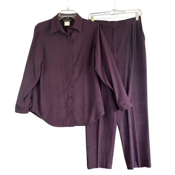 Harve Benard Pants - HARVE BENARD Vintage Purple Pantsuit Button Front Top Pleated Pants Size 8 FLAW